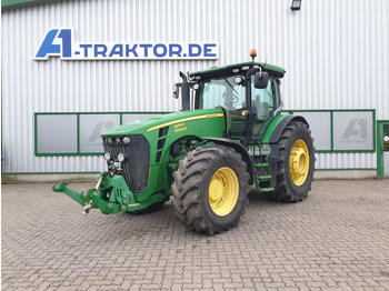 Traktor JOHN DEERE 8R Series