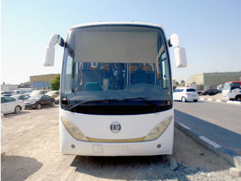 NISSAN UD - Kaugsõidu buss