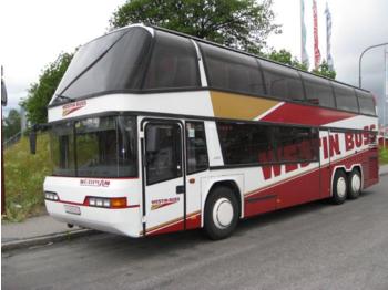 Kaugsõidu buss Neoplan N122/3 Skyliner: pilt 1