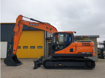 Develon DX140LC - Lintekskavaator