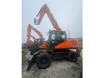  Doosan NOWY Develon DX 140W-7, PODPORY + PŁUG - Ratastel ekskavaator