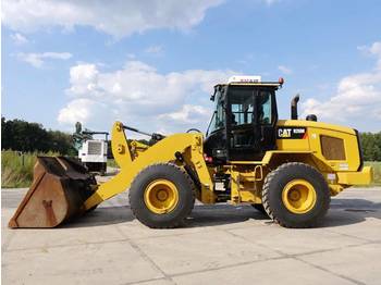 Ratastel laadur CAT 926M New tires / good condition