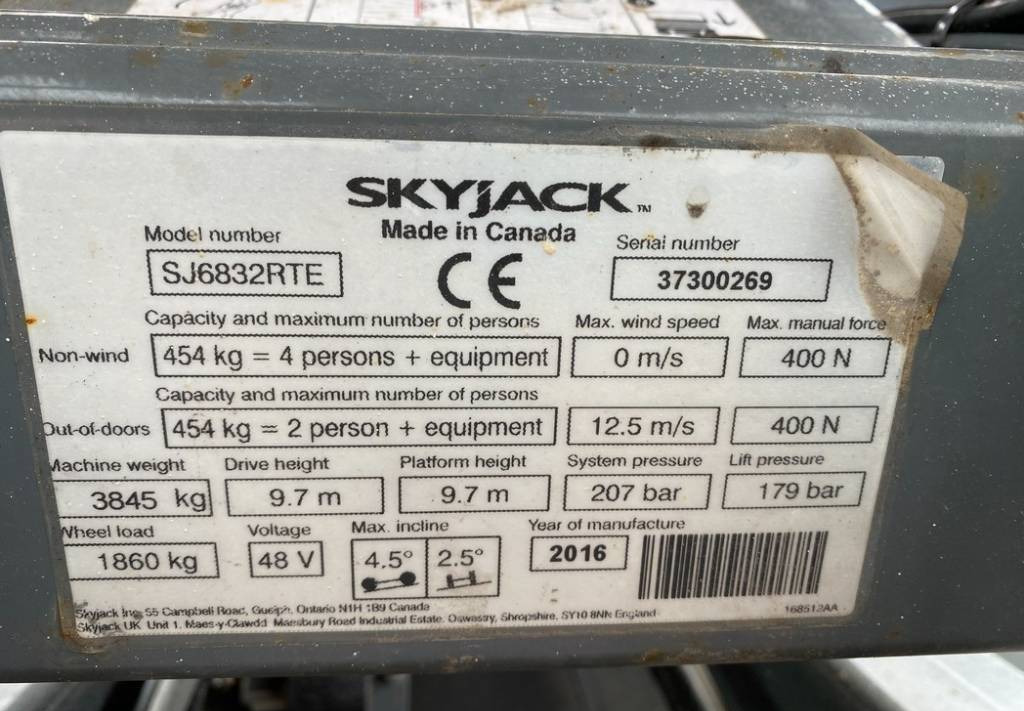 Käärlift SkyJack SJ6832 RTE Electric 4x4 Scissor Work Lift 1175cm: pilt 10