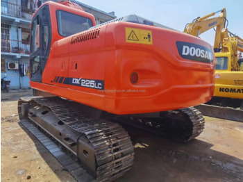 Lintekskavaator second hand excavator used machinery equipment Doosan dx225 used excavators in stock for sale: pilt 4
