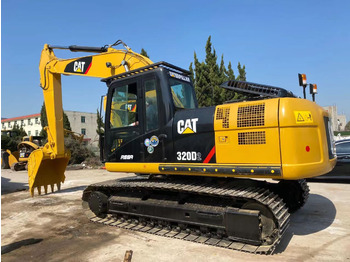 Lintekskavaator used excavator CATERPILLAR 320D2 original design and perfect service welcome to inquire: pilt 3