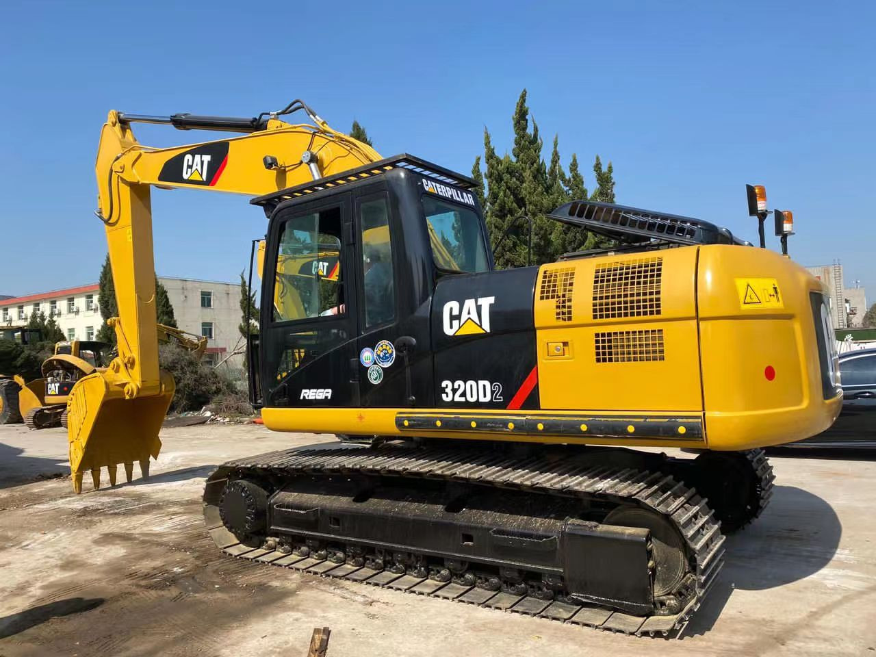 Lintekskavaator used excavator CATERPILLAR 320D2 original design and perfect service welcome to inquire: pilt 4