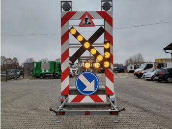 Auto järelhaagis Przyczepa sygnalizacyjna ostrzegawcza VIRAGE: pilt 1
