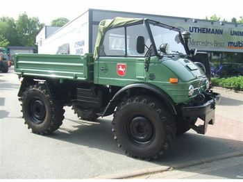 Kommunaal-/ Erisõiduk Unimog U 900 Cabrio,Unimog,U 406,: pilt 1