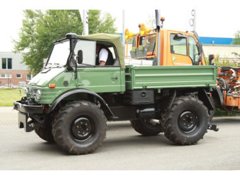 Kommunaal-/ erisõiduk Unimog U900,U406,U417,Cabrio,Agrar