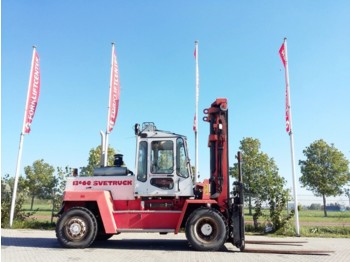 SVETRUCK 13660-32  - Diiseltõstuk