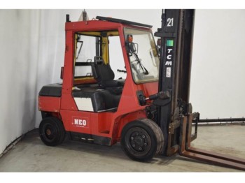 TCM FD40Z7T - Diiseltõstuk