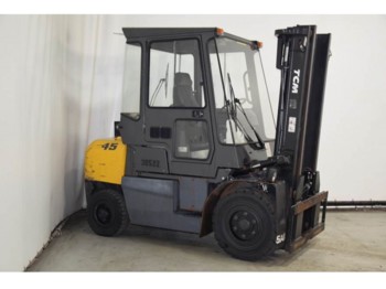 TCM FD45T2 - Diiseltõstuk