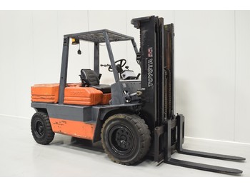 TOYOTA 5FD40 - Diiseltõstuk