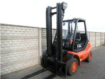4-rattaline esikahveltõstuk Linde H40T-04