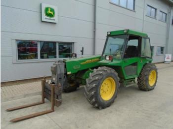 Teleskoopkäitleja John Deere 4500