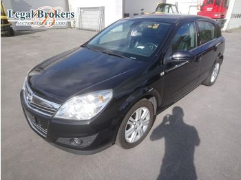 Auto OPEL Astra 1.4i - Hatchback(MARGEVOERTUIG)