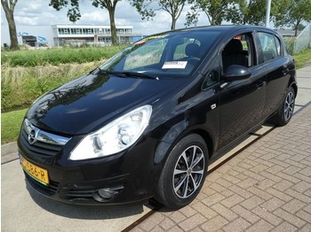 Auto Opel Corsa 1.2 16V