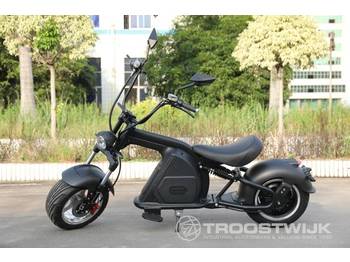 City Harley M8 - Mootorratas