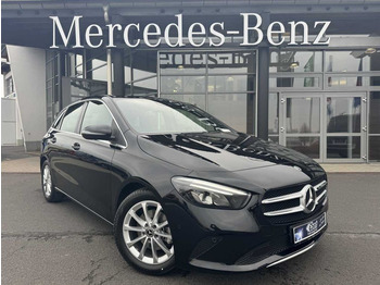 Auto MERCEDES-BENZ