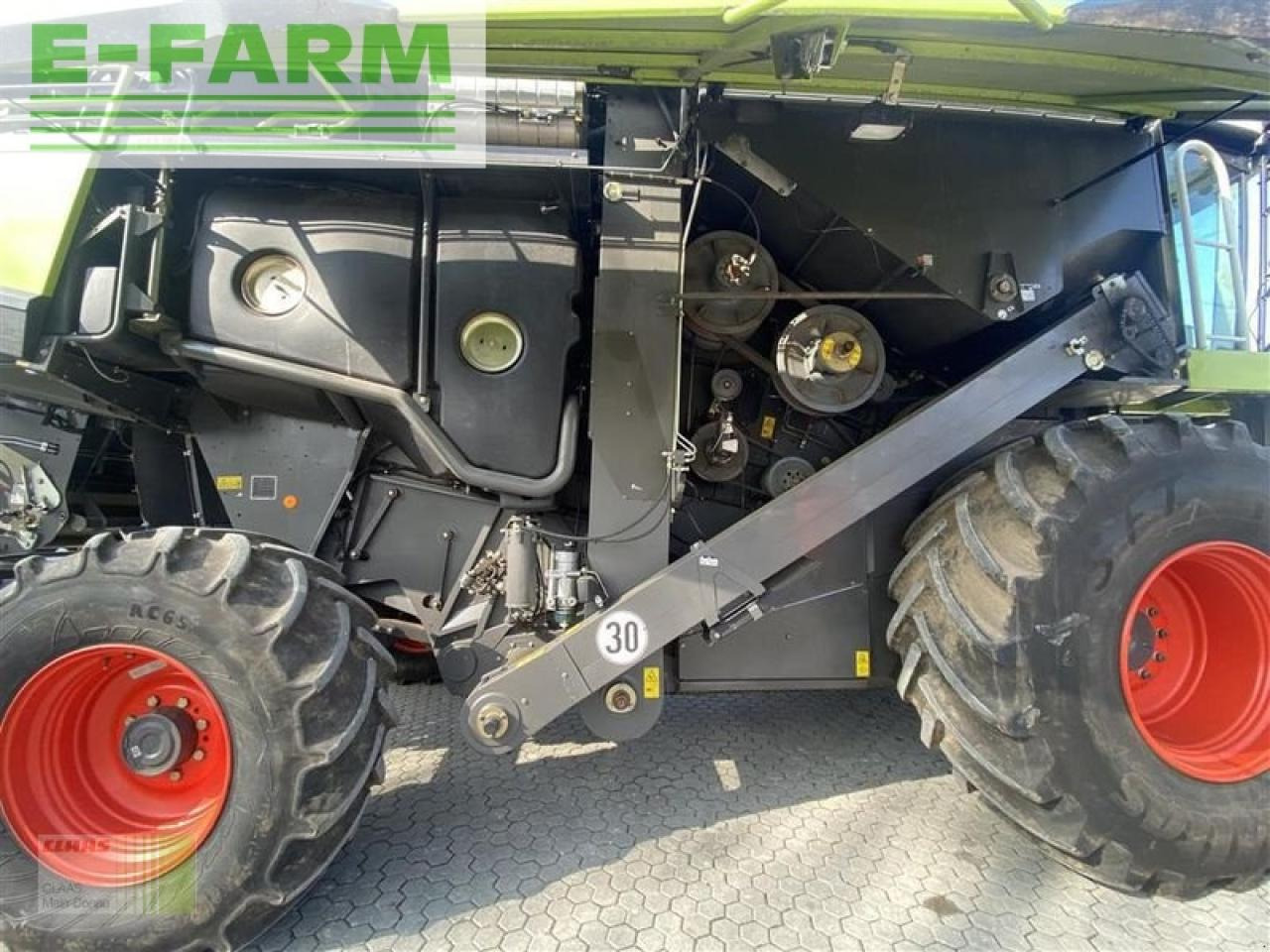 Traktor CLAAS lexion 750 v930+tw: pilt 8
