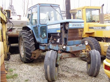 Traktor Ford 8700: pilt 1
