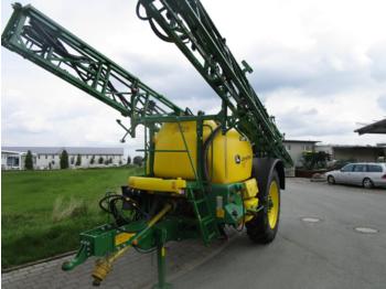 Järelveetav pritsija John Deere M740I Neu