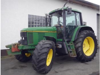Traktor John Deere 6506: pilt 1