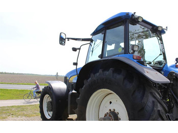 Traktor New Holland TM190: pilt 5