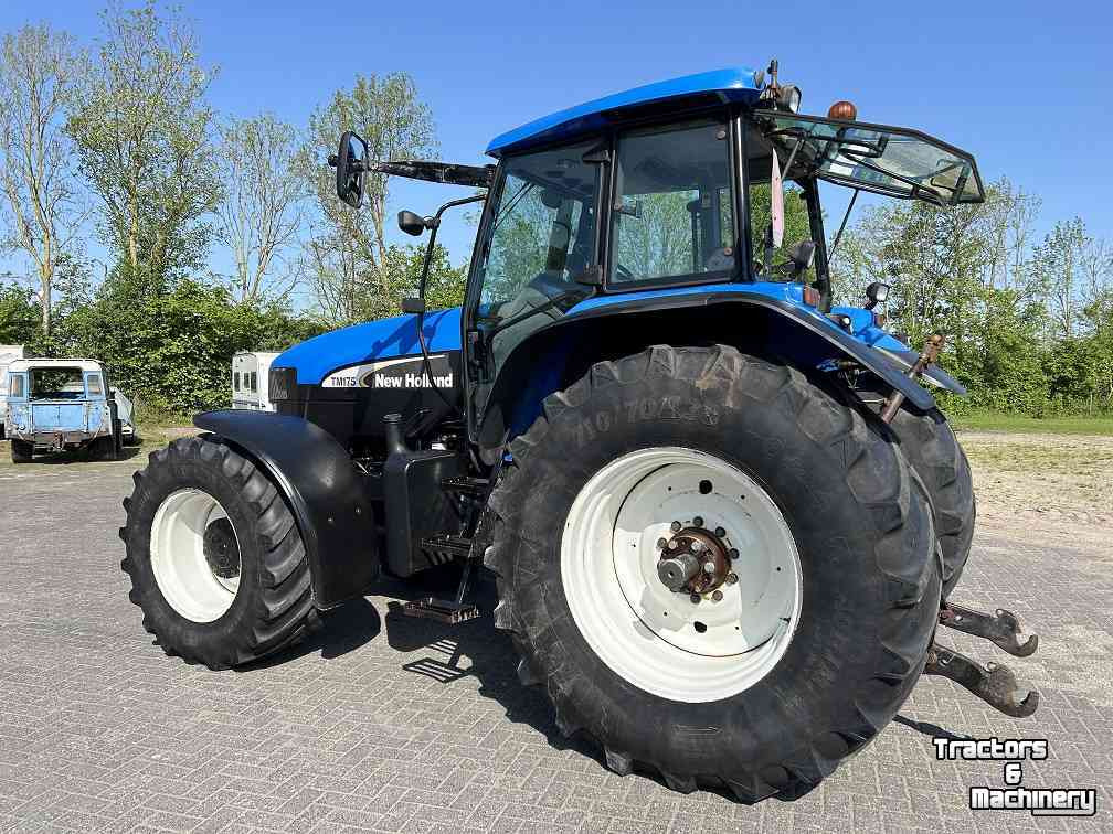 Traktor New Holland TM 175: pilt 2
