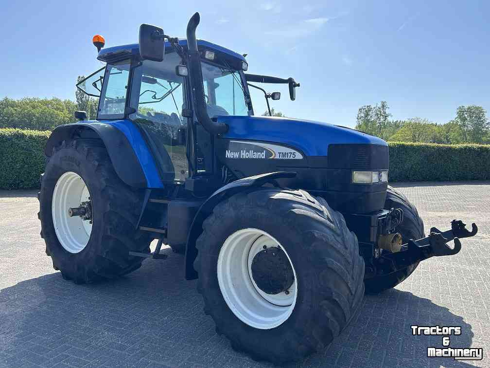 Traktor New Holland TM 175: pilt 4
