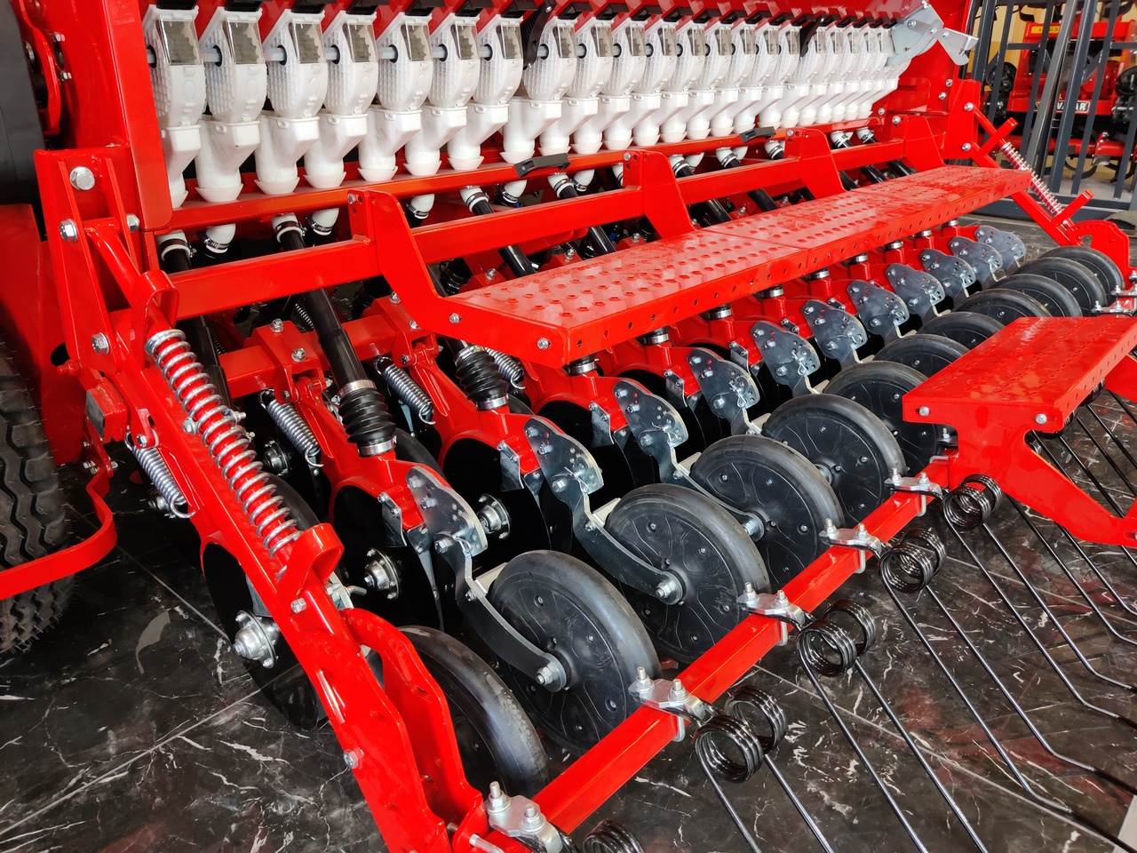 Uus Kombain-külvimasin Novatar Seed Drill Machine - DARCY SERIES: pilt 6