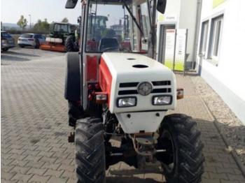 Traktor Steyr 8075: pilt 1