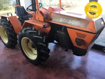 Goldoni 1055 - Traktor
