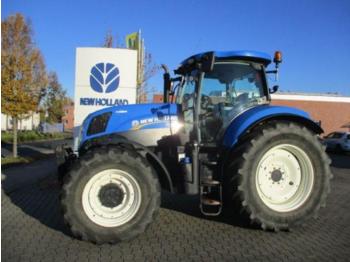 New Holland T7 200 AC - Traktor
