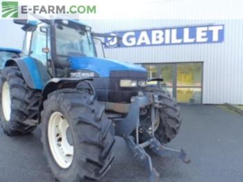 New Holland TM135 - Traktor