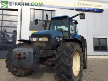 New Holland TM165 - Traktor