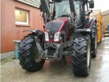 Valtra n123H5 - Traktor