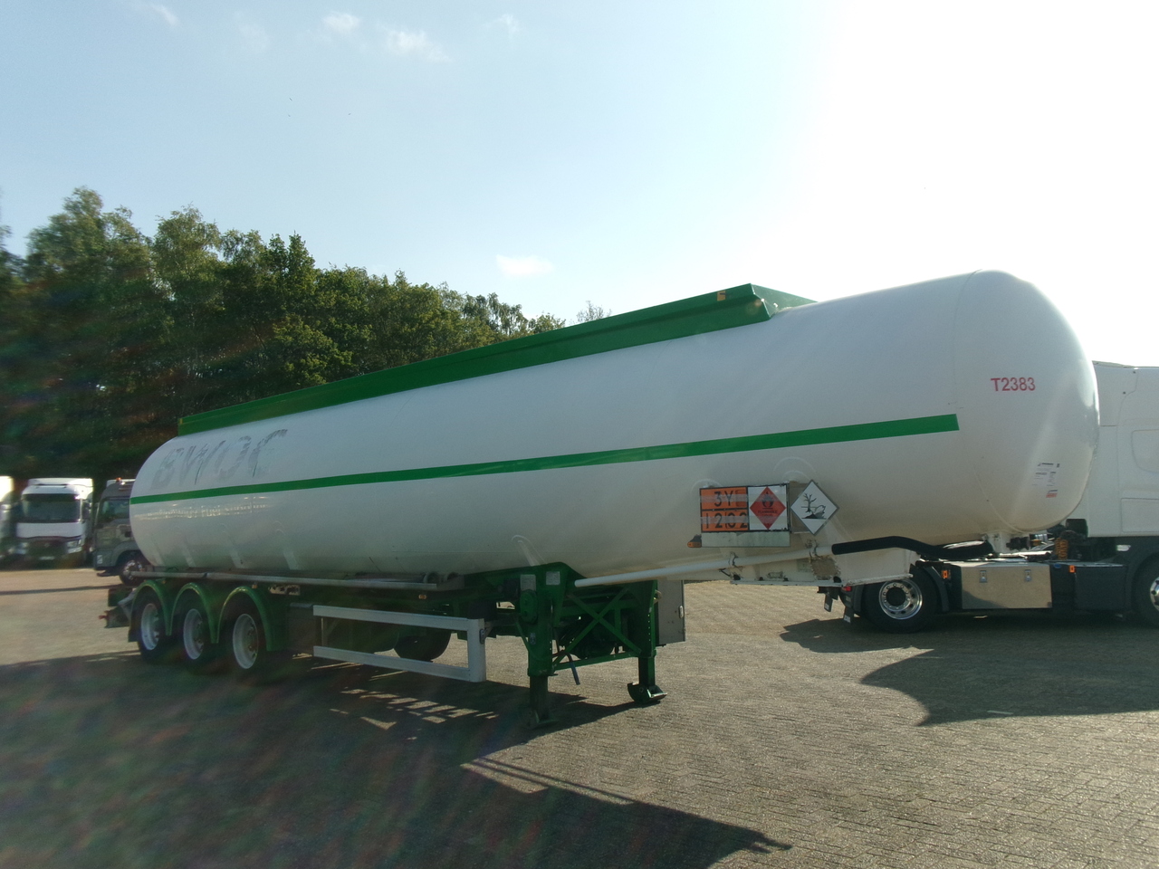 Tsistern poolhaagis transporditavad ained kütust Feldbinder Fuel tank alu 42 m3 / / 6 comp + pump: pilt 2
