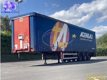 Külgkardinaga poolhaagis General Trailer Curtainsides