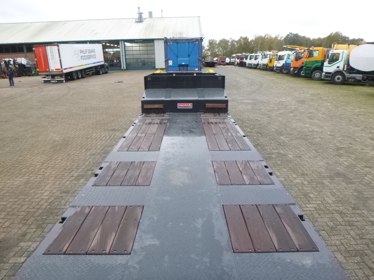 Uus Madal platvormpoolhaagis Langendorf 3-axle semi-lowbed trailer 48T ext. 13.5 m + ramps: pilt 11
