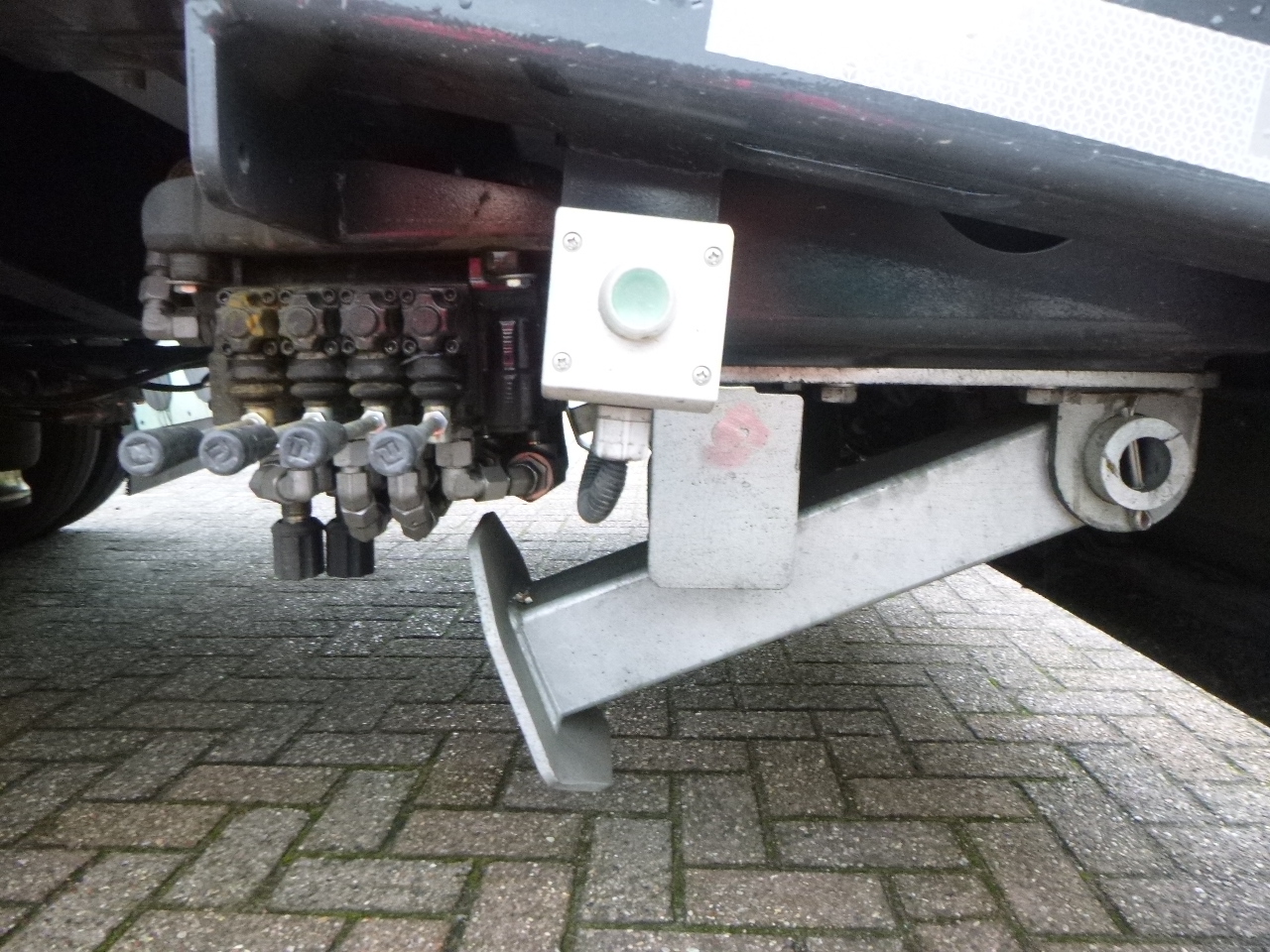 Uus Madal platvormpoolhaagis Langendorf 3-axle semi-lowbed trailer 48T ext. 13.5 m + ramps: pilt 21