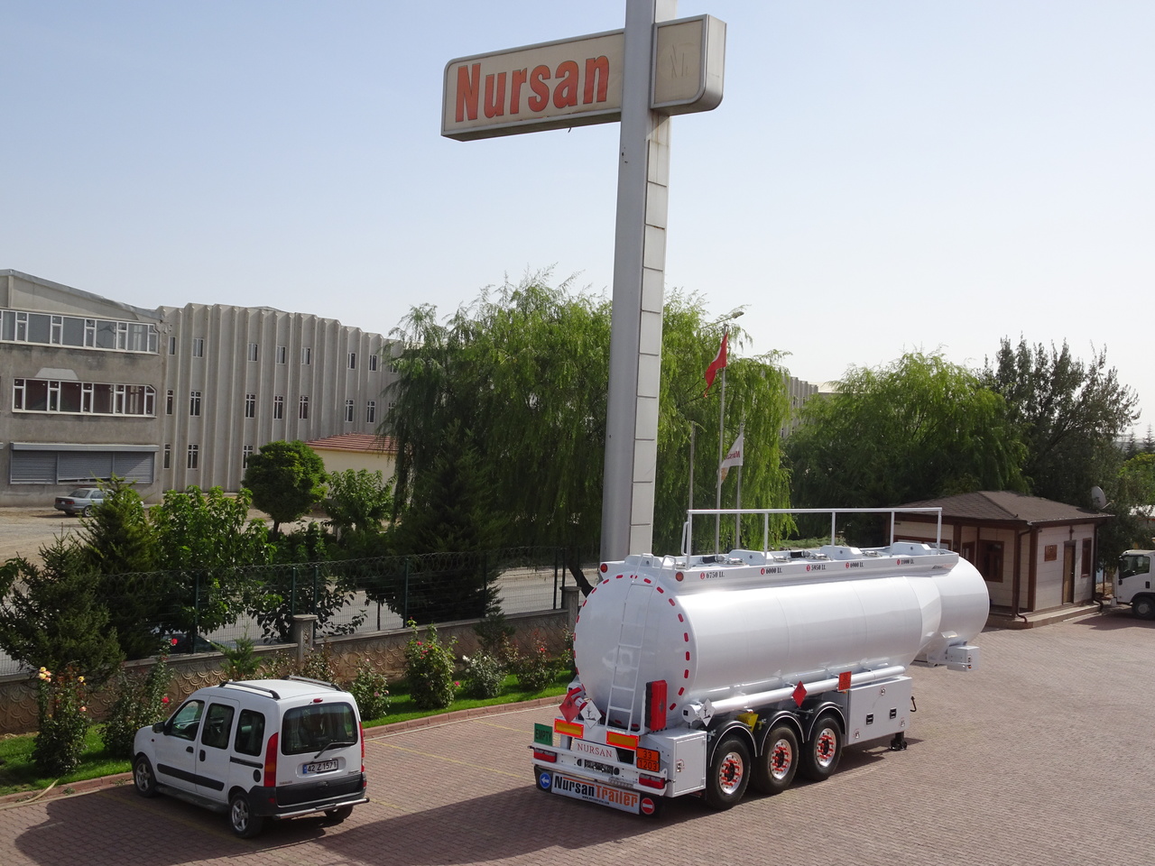Uus Tsistern poolhaagis transporditavad ained kütust NURSAN Aluminium Fuel Tanker: pilt 10