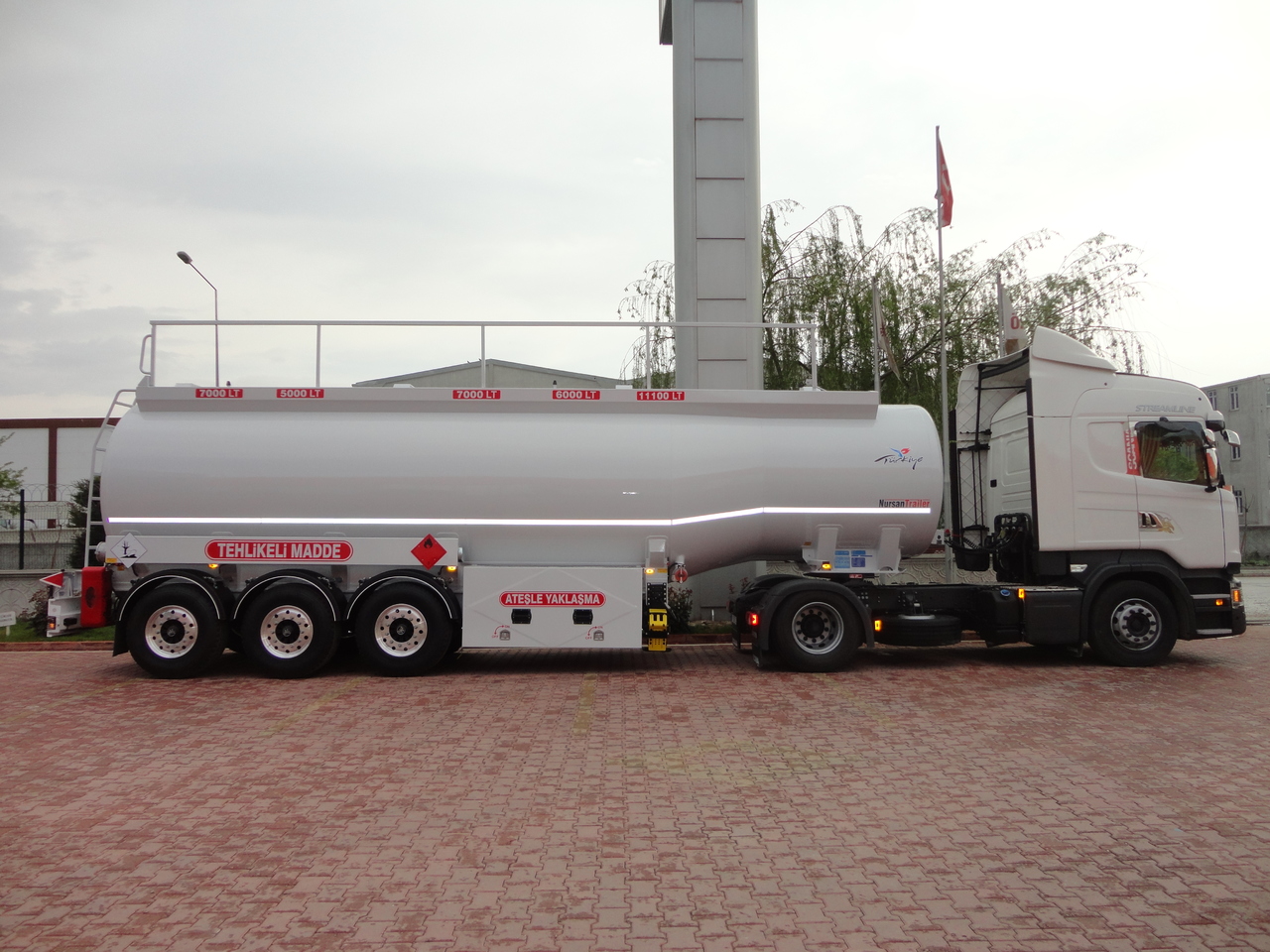 Uus Tsistern poolhaagis transporditavad ained kütust NURSAN Aluminium Fuel Tanker: pilt 8