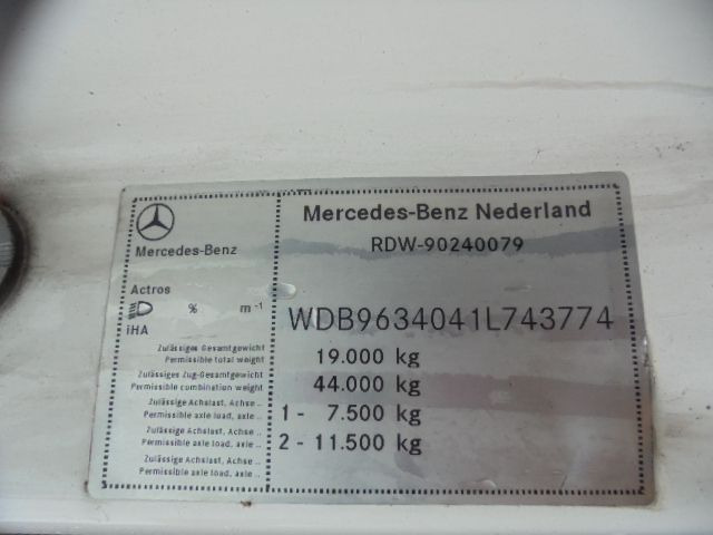 Sadulveok Mercedes-Benz Actros 1836 LS: pilt 10