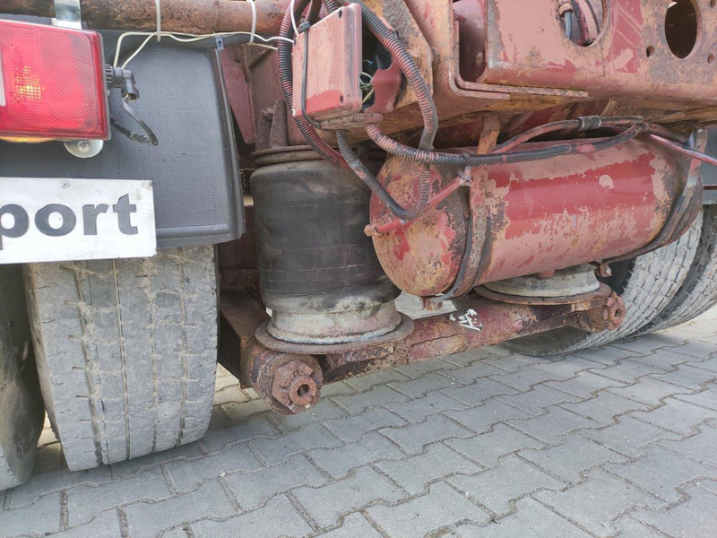 Sadulveok Renault R340 truck tractor: pilt 16