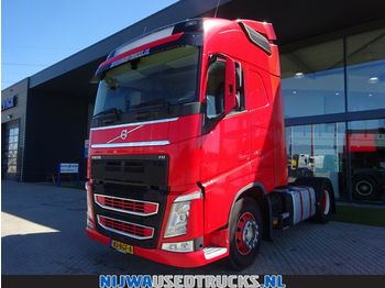 Sadulveok Volvo FH 420 PTO + Xenon