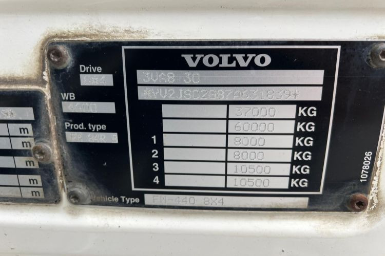 Sadulveok Volvo FM-440 8x4 Hiab: pilt 16