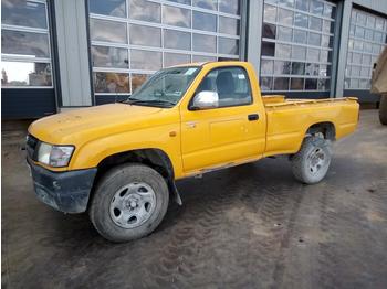 Pikap 2003 Toyota Hilux: pilt 1