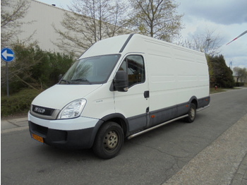 Kaubik Iveco Daily 35S13 EURO 4 LD