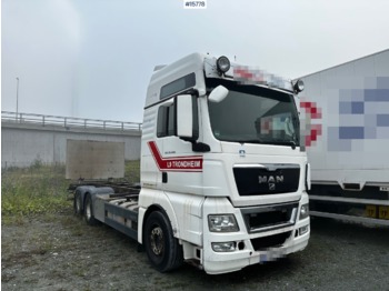 Konteinerveduk/ Tõstukiga veoauto MAN TGX 26.480